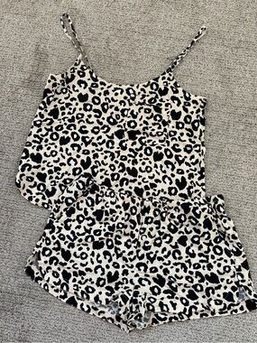 FOREVER 21 Leopard Print Cami two piece - Black & Cream
